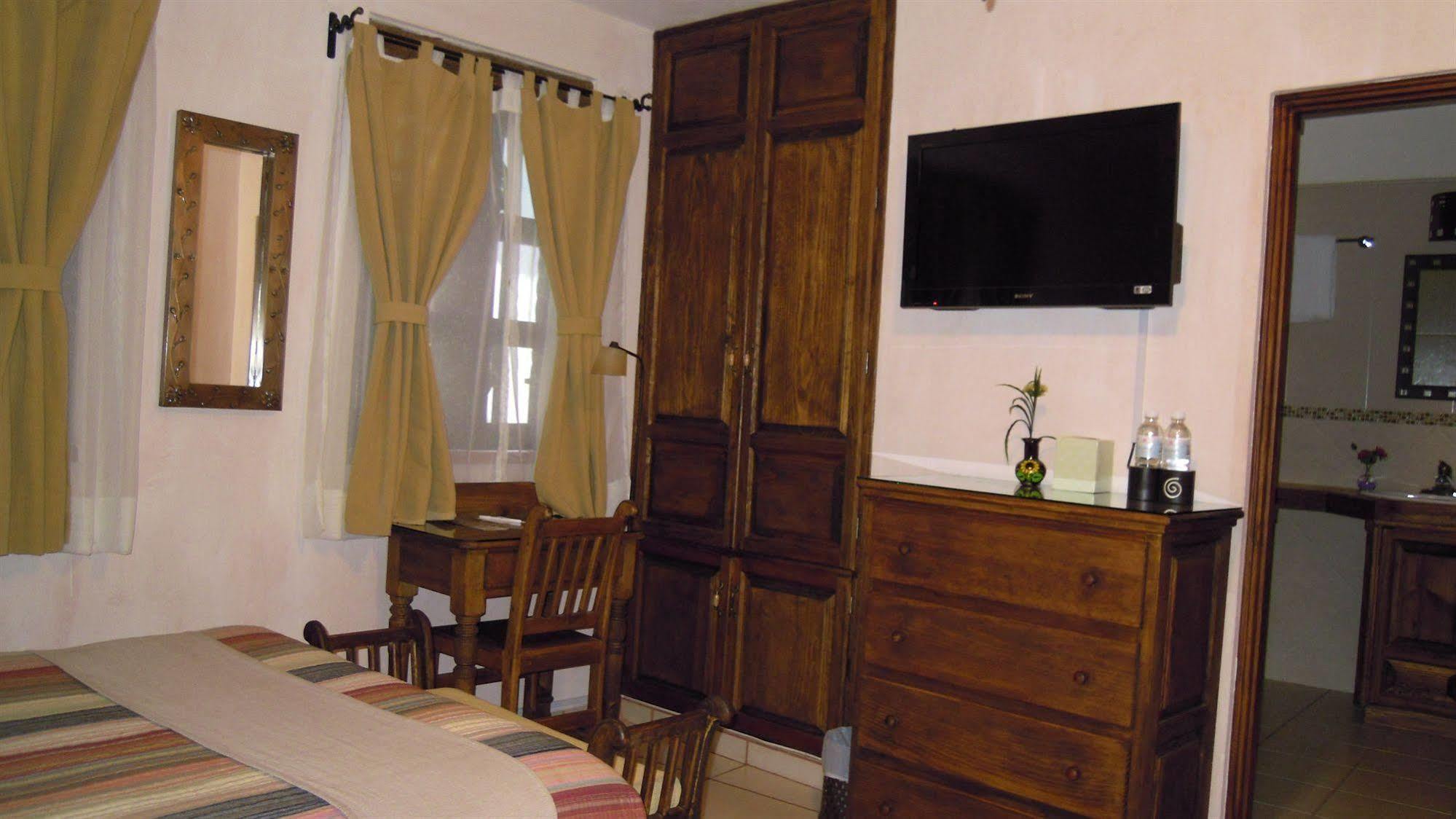 La Casa Del Laurel Hotell Taxco de Alarcon Eksteriør bilde