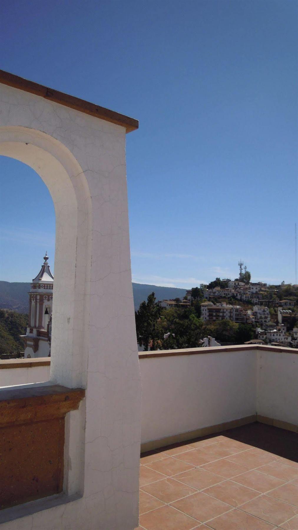 La Casa Del Laurel Hotell Taxco de Alarcon Eksteriør bilde
