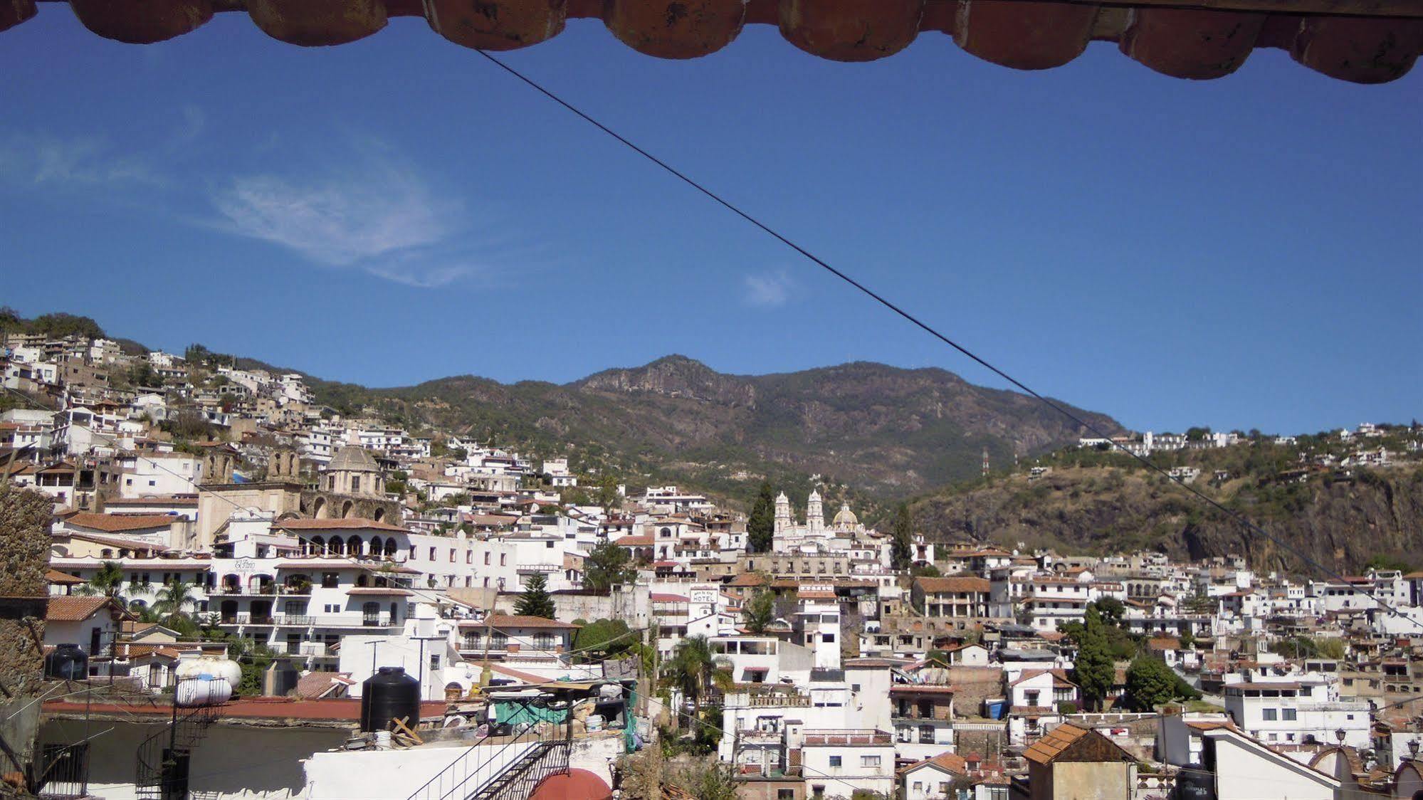 La Casa Del Laurel Hotell Taxco de Alarcon Eksteriør bilde