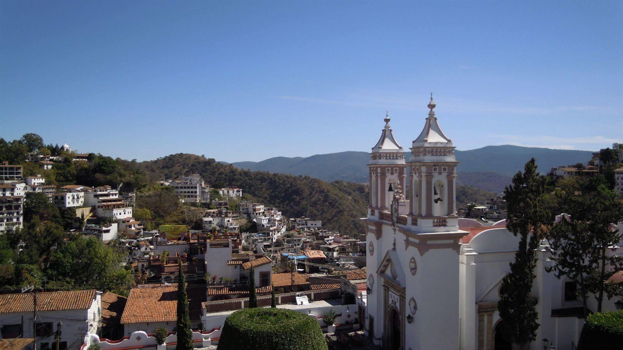 La Casa Del Laurel Hotell Taxco de Alarcon Eksteriør bilde