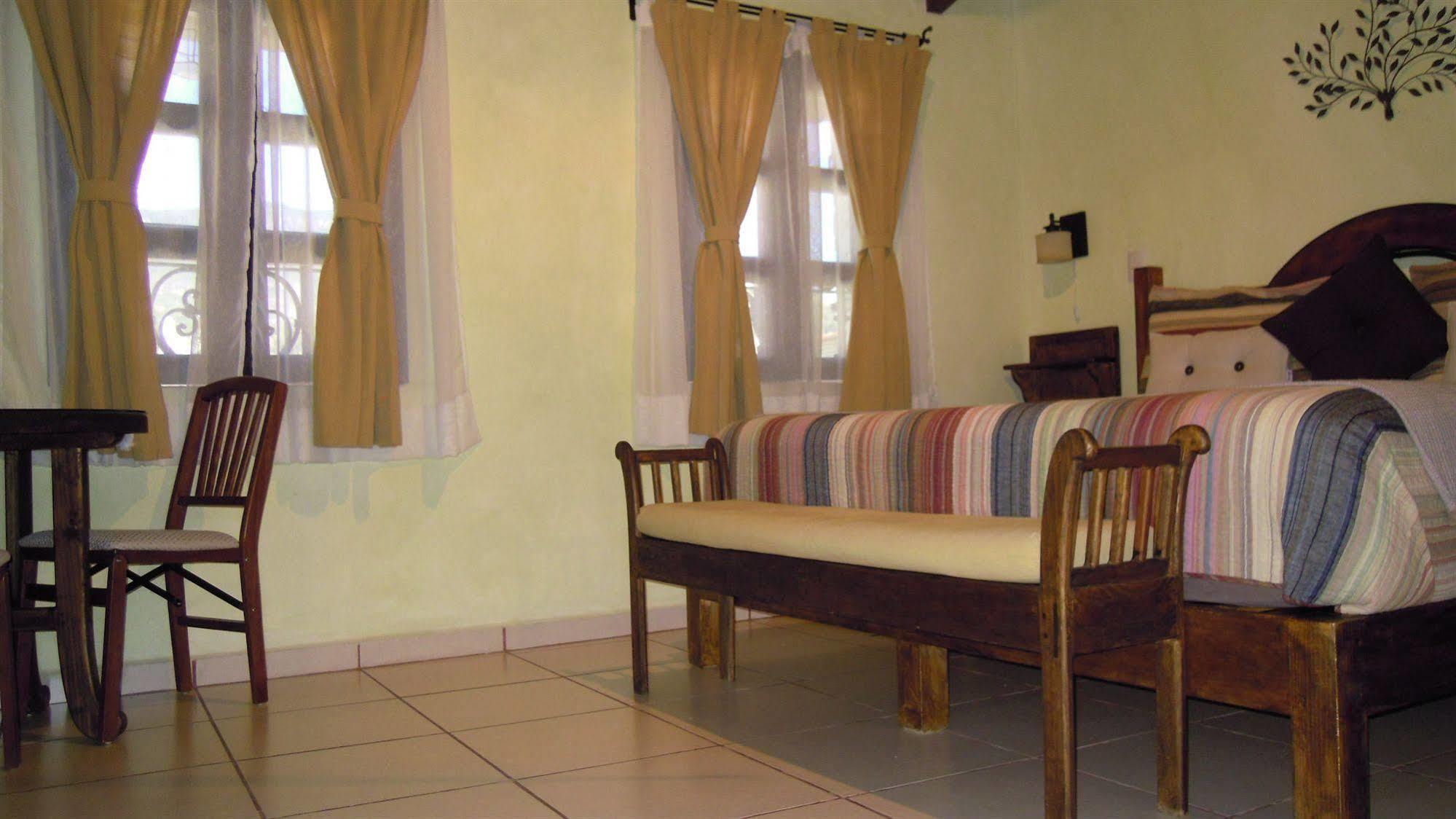 La Casa Del Laurel Hotell Taxco de Alarcon Eksteriør bilde