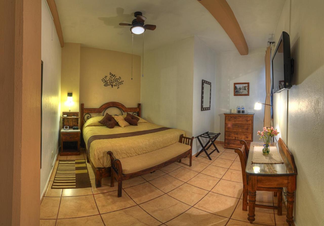La Casa Del Laurel Hotell Taxco de Alarcon Eksteriør bilde